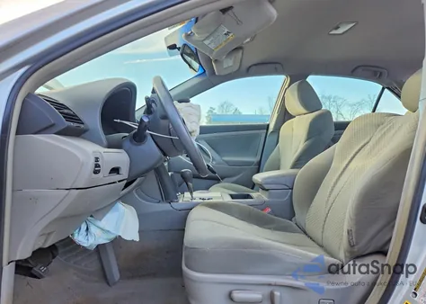 2008 Toyota Camry Ce z USA, uszkodzony, nr VIN 4T1BE46K88U221632